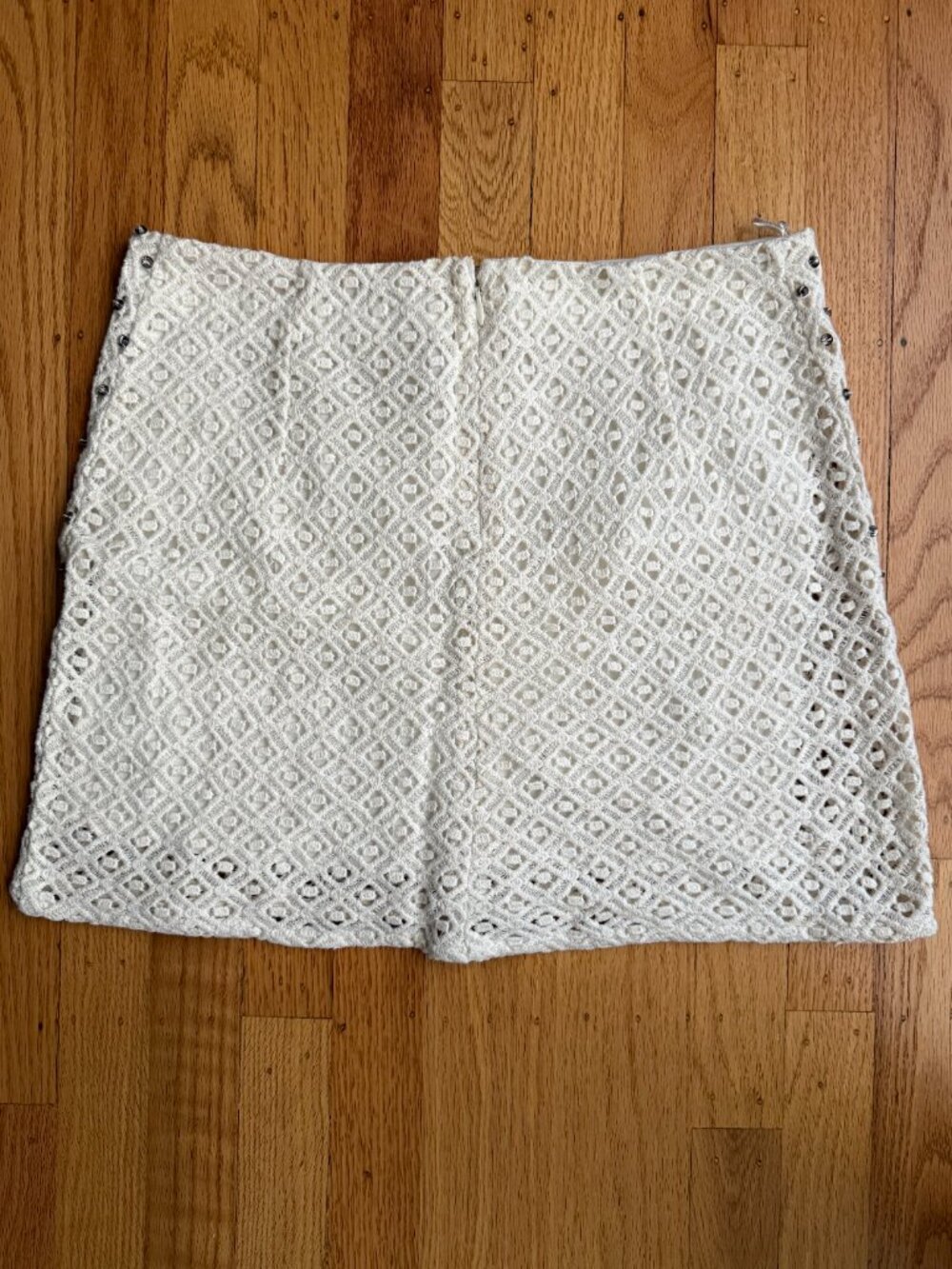 Zara White Embellished Crochet Mini Skirt - Size Small - Picture 3 of 9